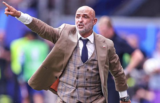 Michał Probierz na Euro 2024 imponuje strojem i charyzmą. Pojawi się w reklamach?