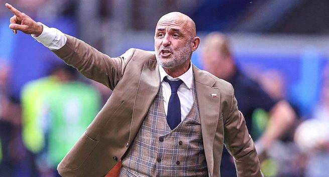 Michał Probierz na Euro 2024 imponuje strojem i charyzmą. Pojawi się w reklamach?