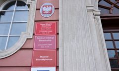 Urzędnicy oskarżeni o korupcję. Przyjmowali łapówki