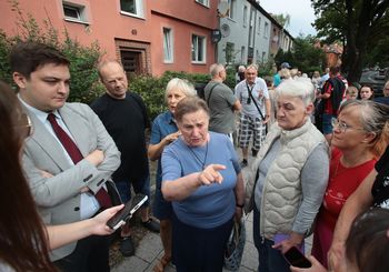 Szczecin: Protest mieszkańców ul. Poniatowskiego. Nie chcą mieć śmietników w ogródkach