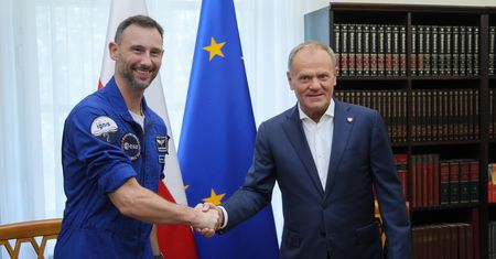 Uznański-Wiśniewski wrócił do Polski. Otrzyma podwyżkę