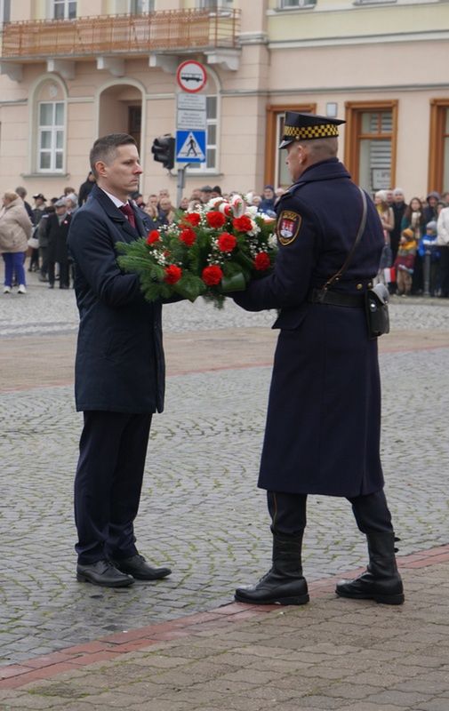 Obchody 11 listopada 