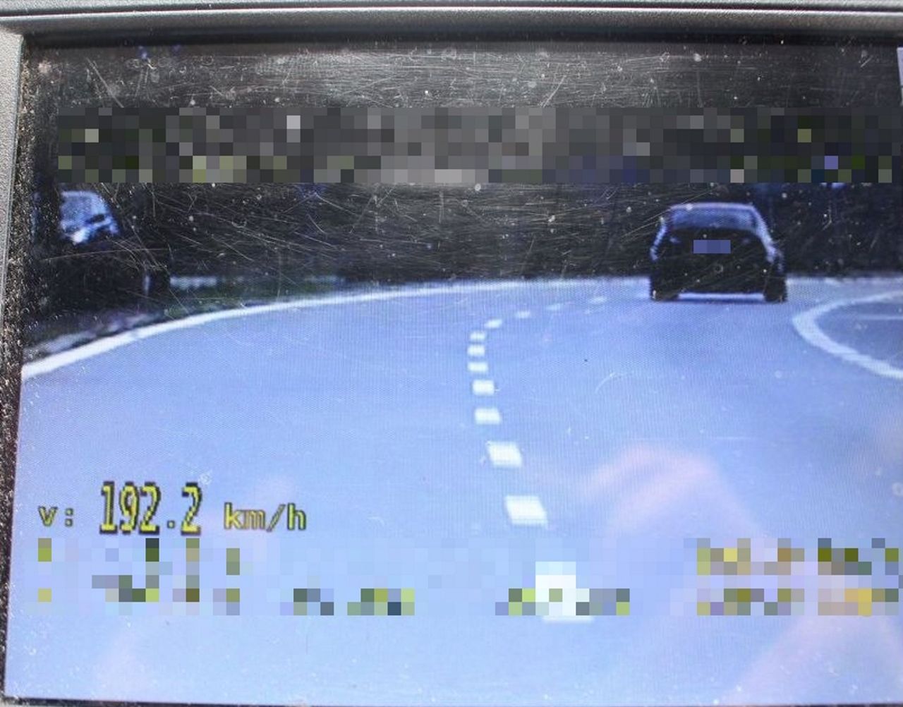 19-latek pędził bmw niemal 200 km/h. Tak się tłumaczył policjantom