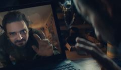 „Orange zbliża” w nowym cyklu reklam Orange Polska (wideo)