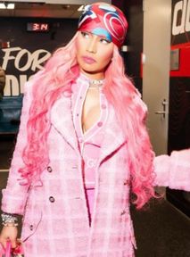 Nicki Minaj wypuściła wegańską kolekcję sneakersów. PETA to lubi