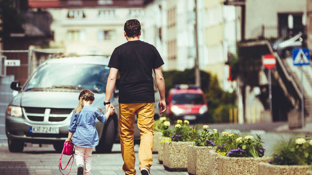 FILIP OLEJOWSKI
tata, córka, dziecko, ojciec, pierwsza, droga, spacer, rodzicielstwo, nauka, życie