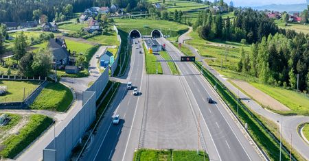 Padł nowy rekord. Prawie 55 tys. pojazdów jednego dnia