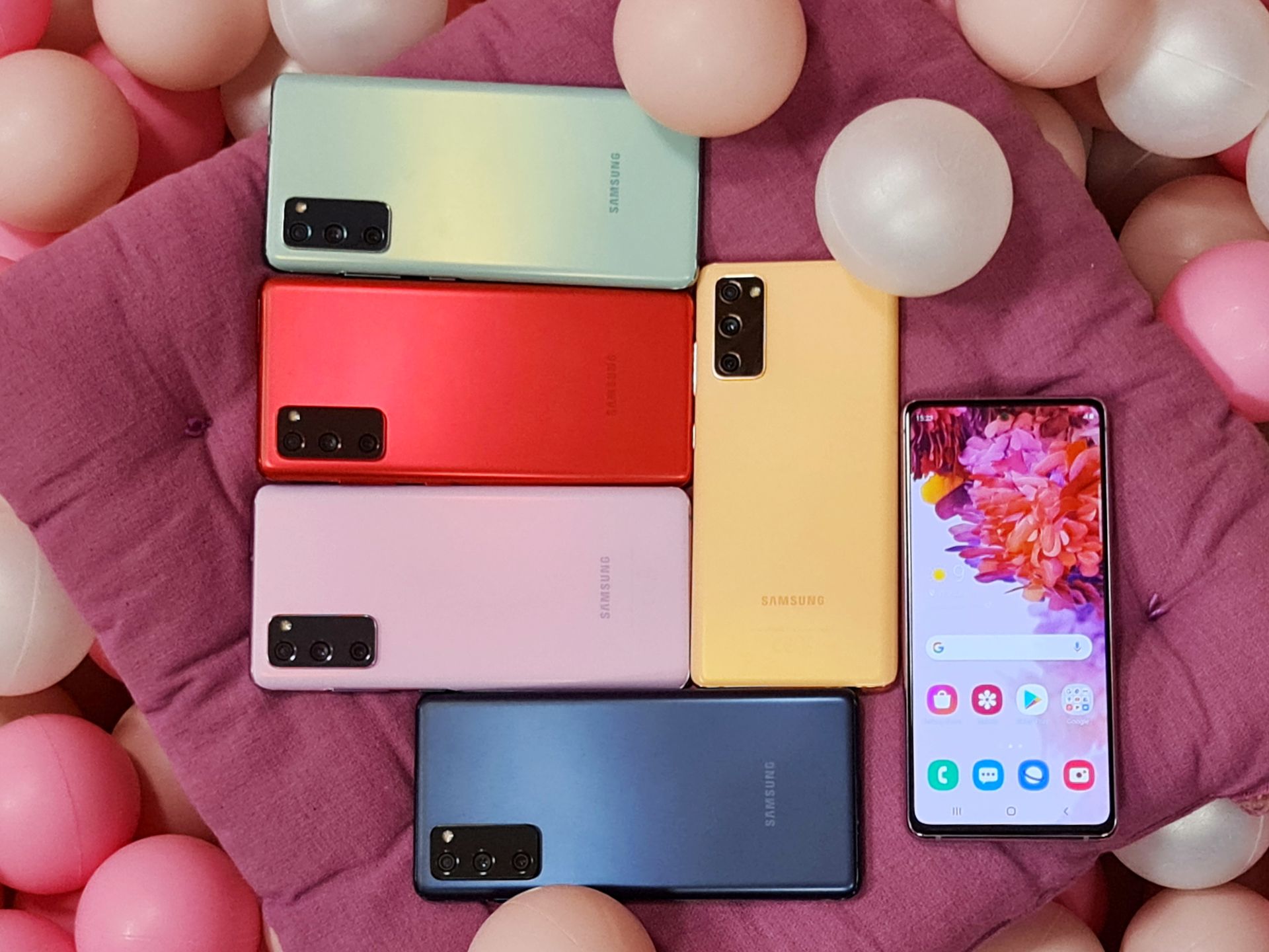 Samsung Galaxy S20 FE to murowany hit. Pierwsze wrażenia i zdjęcia z aparatu 3