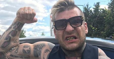 Popek o swojej urodzie: "Musiałem się pociąć, żeby mieć pewność, że KRÓL JEST TYLKO JEDEN"