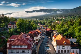 Ile kosztuje wynajęcie apartamentu w Szklarskiej Porębie? Co wpływa na jego cenę?