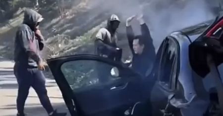 Napad na autostradzie. Najpierw upozorowali wypadek. Jest wideo