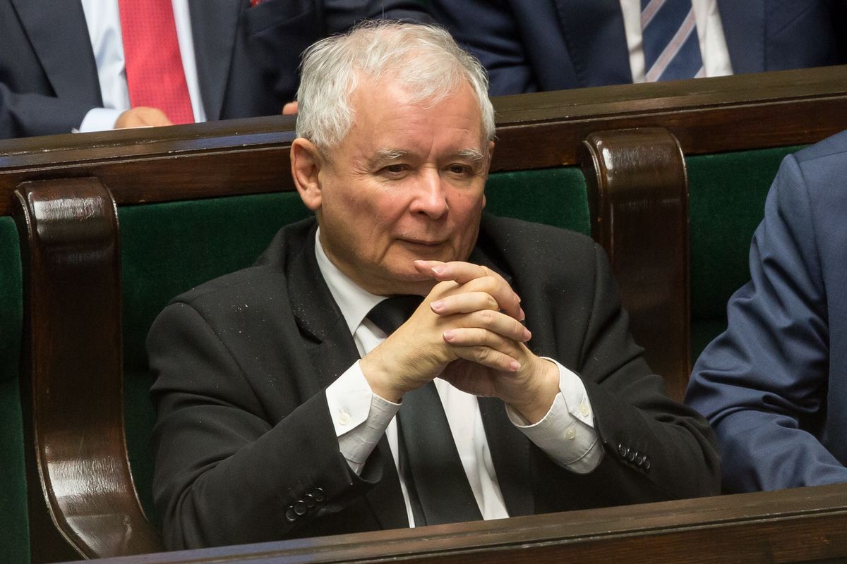 Jarosław Kaczyński o Kościele. "Na czym polega sojusz tronu z ołtarzem?"