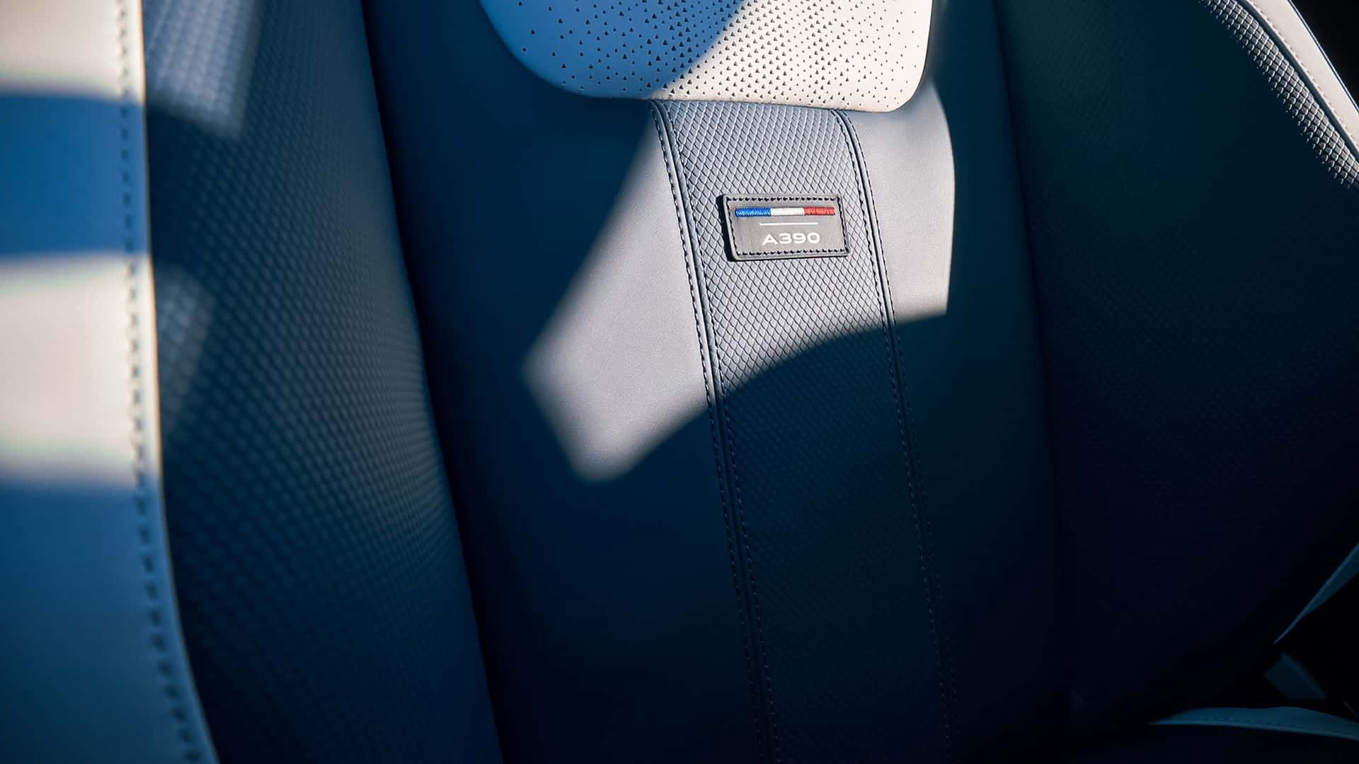 Alpine A390