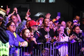 IX Żuławy w Rytmie Disco w Nowym Stawie, czyli Gromee, Sławomir, Piękni i Młodzi oraz inni. Tak bawiła się publiczność