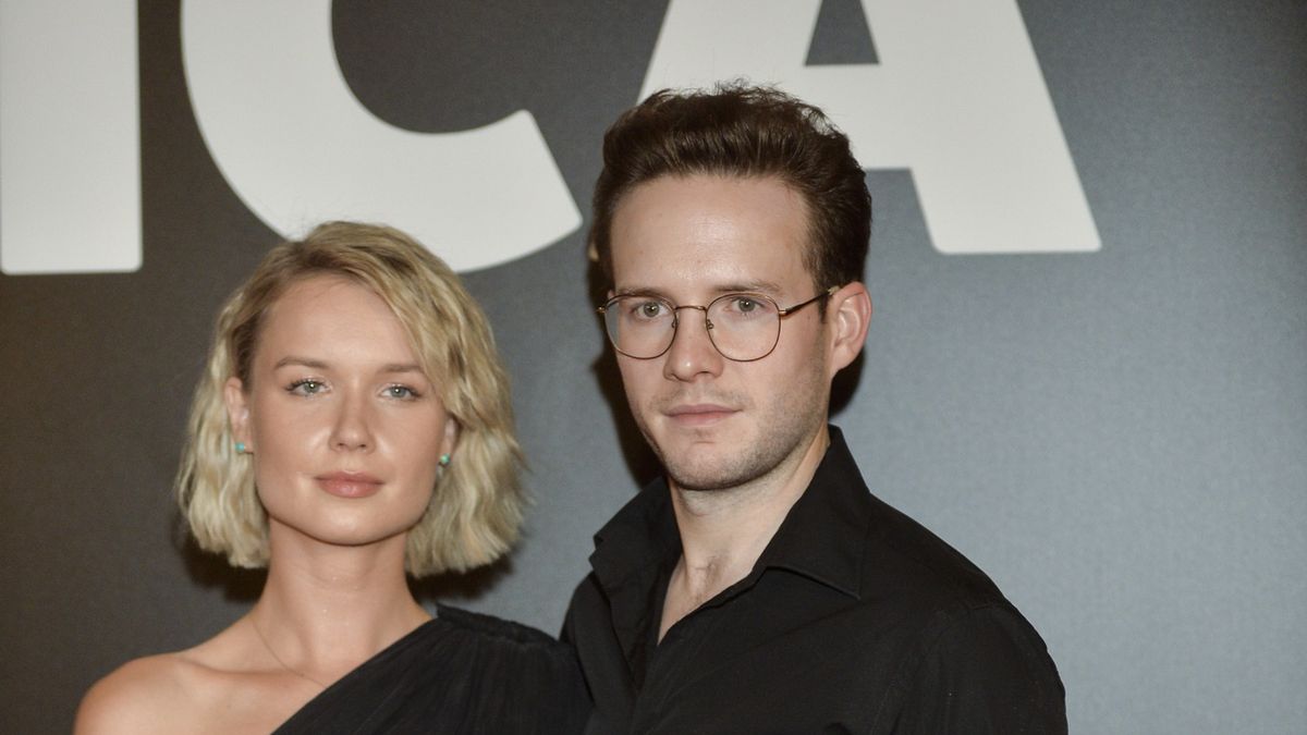 Adrian Zaremba z żoną, aktorką Karoliną Charkiewicz