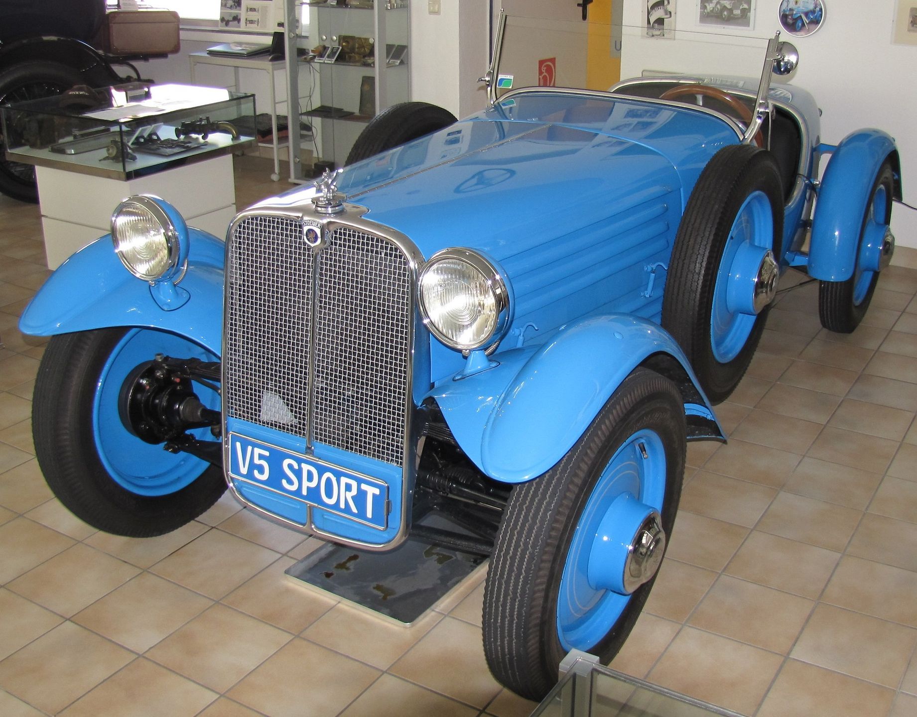 Stoewer V5 Sport Roadster (1931) (fot. Muzeum Techniki i Komunikacji - Zajezdnia Sztuki w Szczecinie)