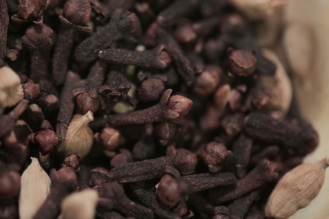 Goździki – właściwości, zastosowanie, przeciwwskazania do stosowania