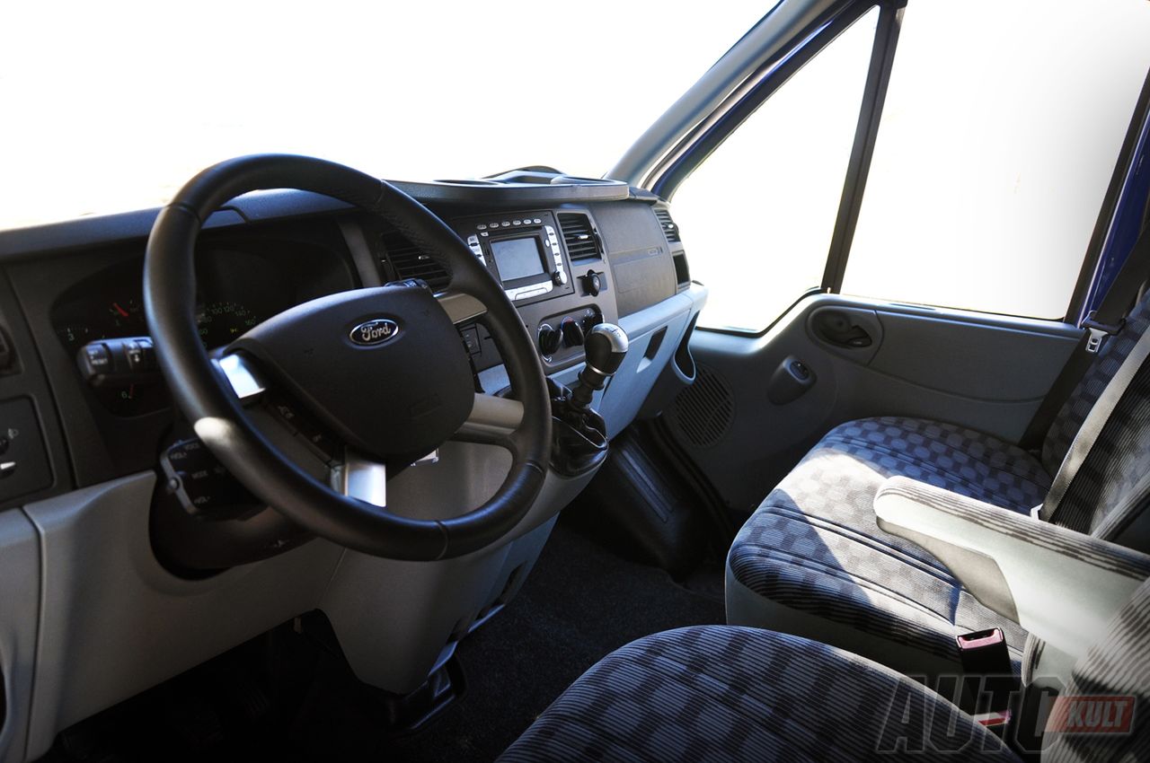 Ford Transit Sport Van (fot. Mariusz Zmysłowski)