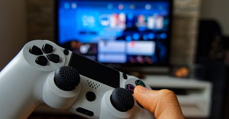 Nowy Xbox i PlayStation 6 coraz dalej? Kryzys na rynku RAM psuje plany