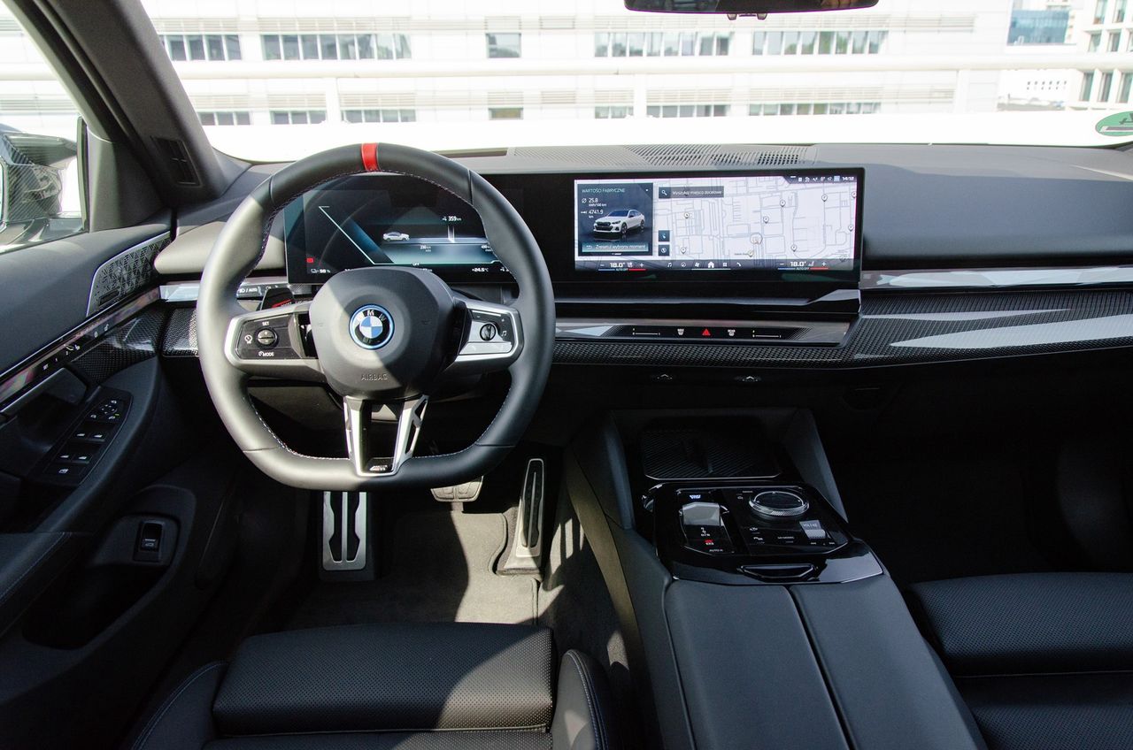 BMW i5 M60