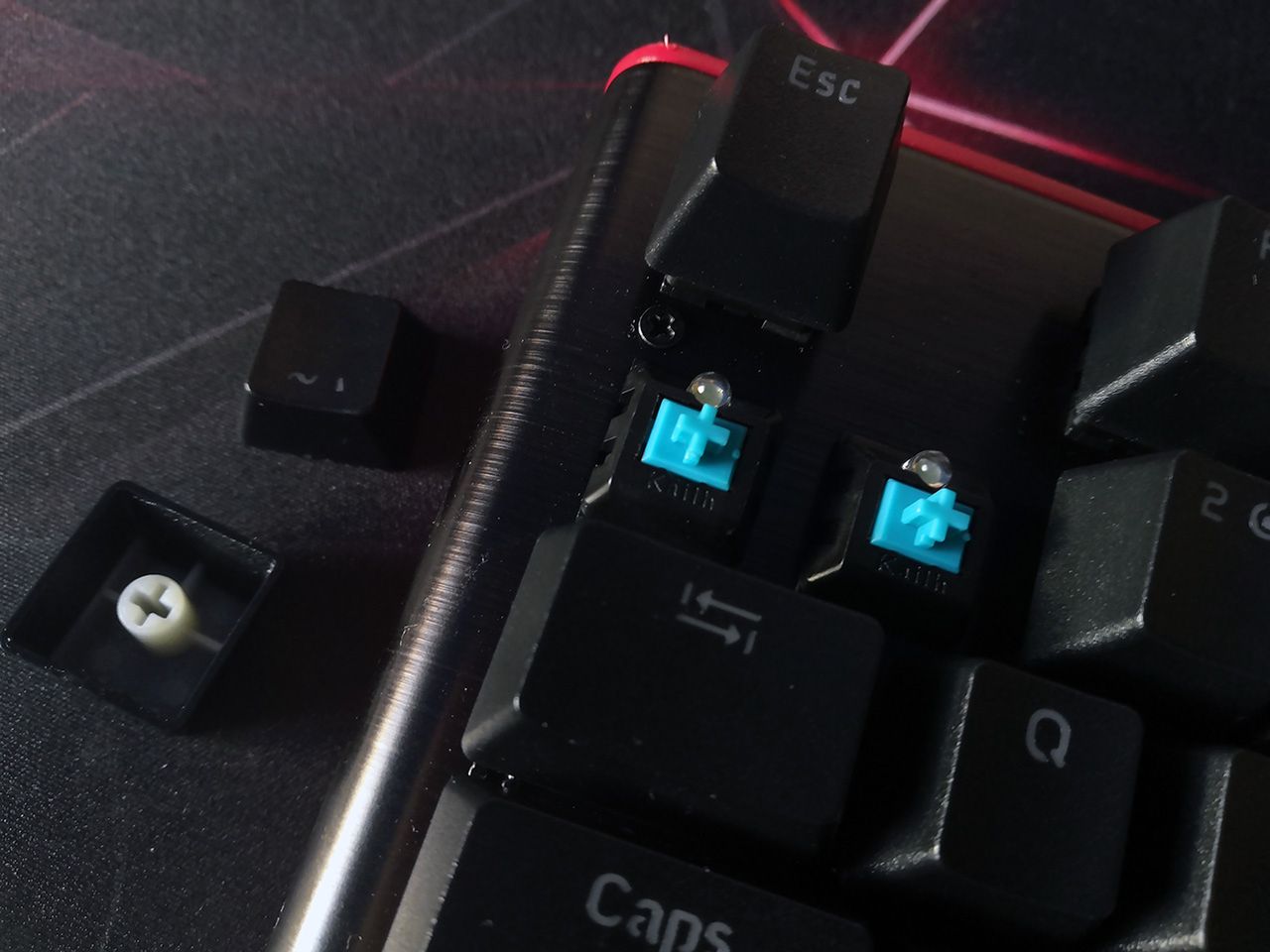 Test Genesis RX85 – pełnowymiarowa klawiatura mechaniczna z podpórką, na każdą kieszeń 4