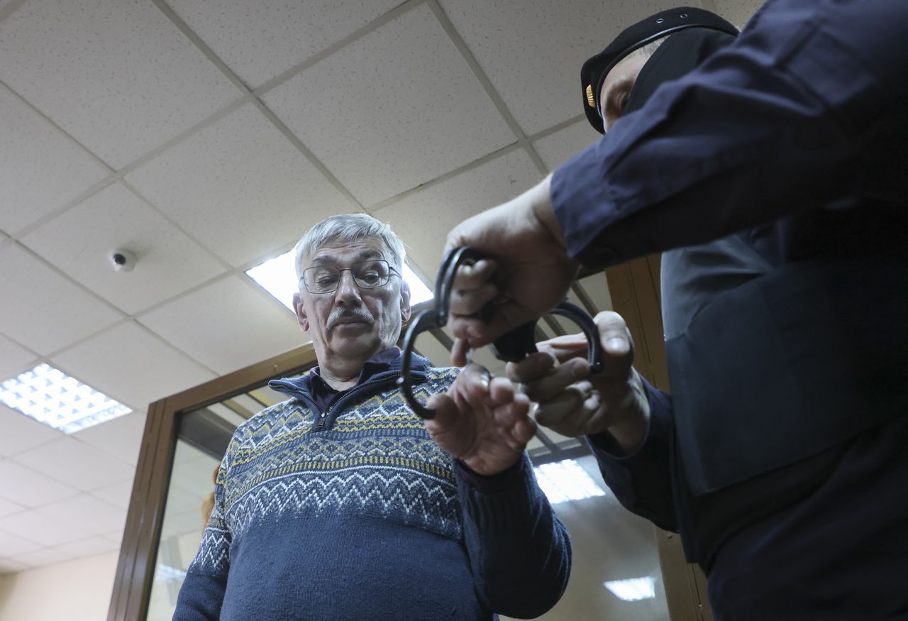 Right after the verdict was announced, Oleg Orlov was handcuffed.