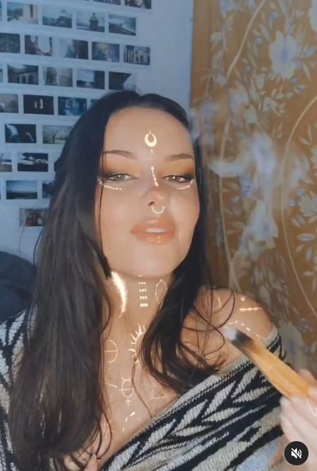 "rytuały oczyszczające" promowane na Instagramie