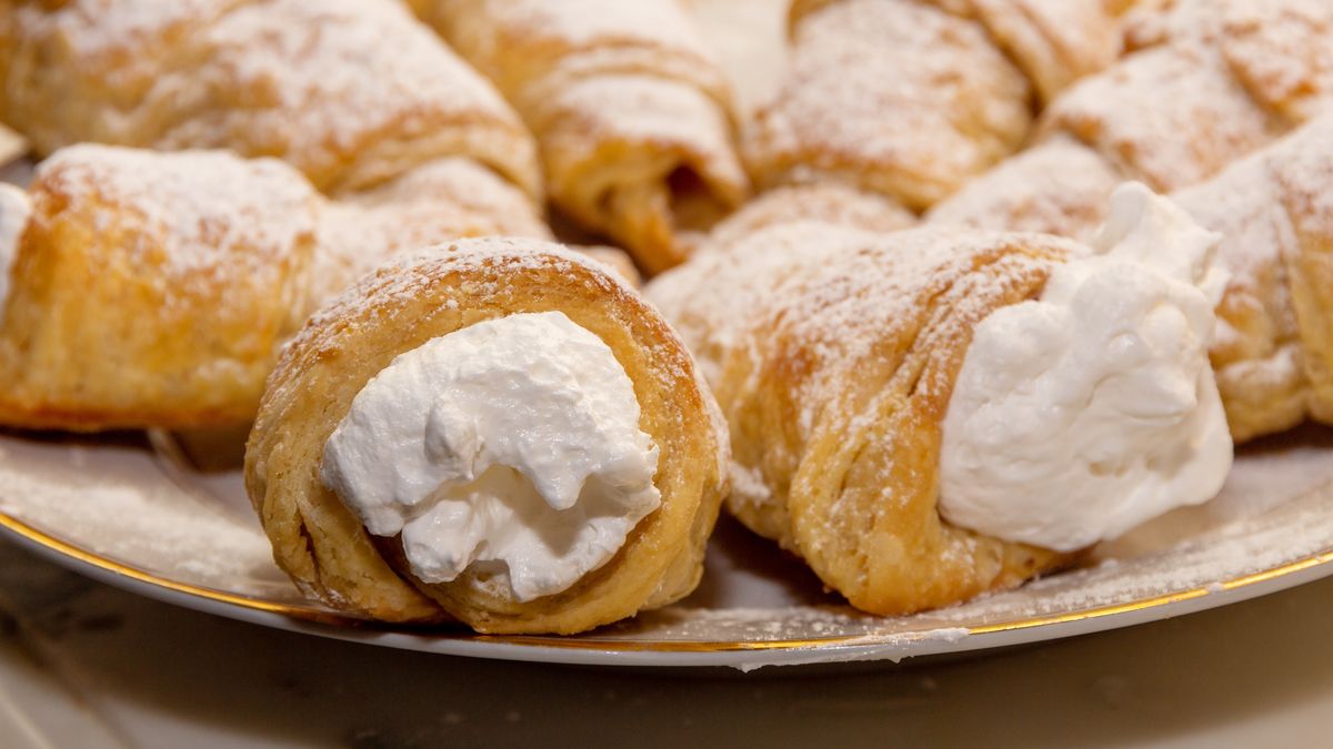 Domowe rurki z kremem są lepsze niż pączki