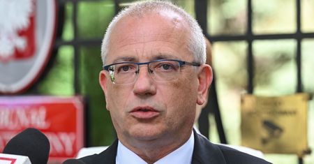 Sędzia TK Sławomir Patyra wstrzymuje się od orzekania. Podał powód