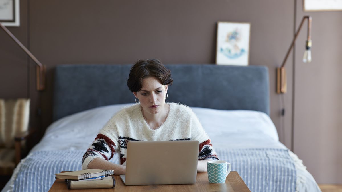 Na nastroje pracowników wpływ mają pandemia i wojna - uważają eksperci. Na wyniki badania wpłynęło też pojawienie się na rynku pracy pokolenia Z