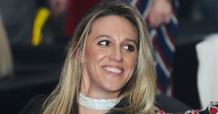 Aleksandra Żebrowska karmi piersią, pozując NAGO W WANNIE! (FOTO)