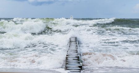 IMGW ostrzega. Na Bałtyku zrobi się niebezpiecznie