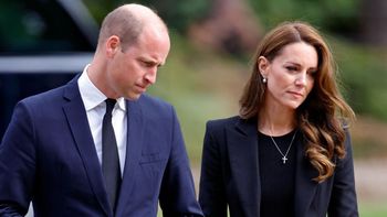 Tak książę William zareagował na zdiagnozowanie raka u księżnej Kate: "JAKBY ZIEMIA POD NIM ZNIKNĘŁA"