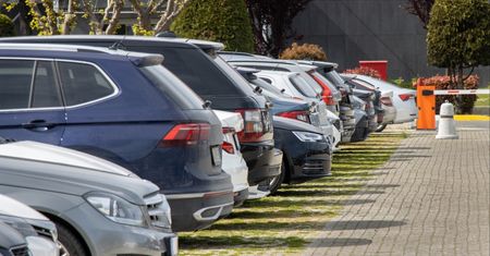 Fiskus sprzedaje auta pijanych kierowców. Do wzięcia Audi za 4 tys. zł