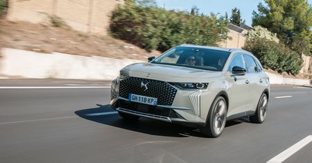 Pierwsza jazda: DS 7 po faceliftingu - miał być komfortowy, jest naprawdę sportowy