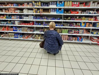 Polacy coraz rzadziej zaglądają do hipermarketów. Mówią o powodach