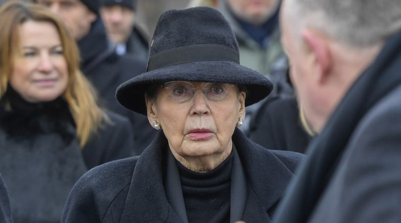 Śmierć Mariusza Waltera. Bożena Walter pokazała się pierwszy raz po pogrzebie meża