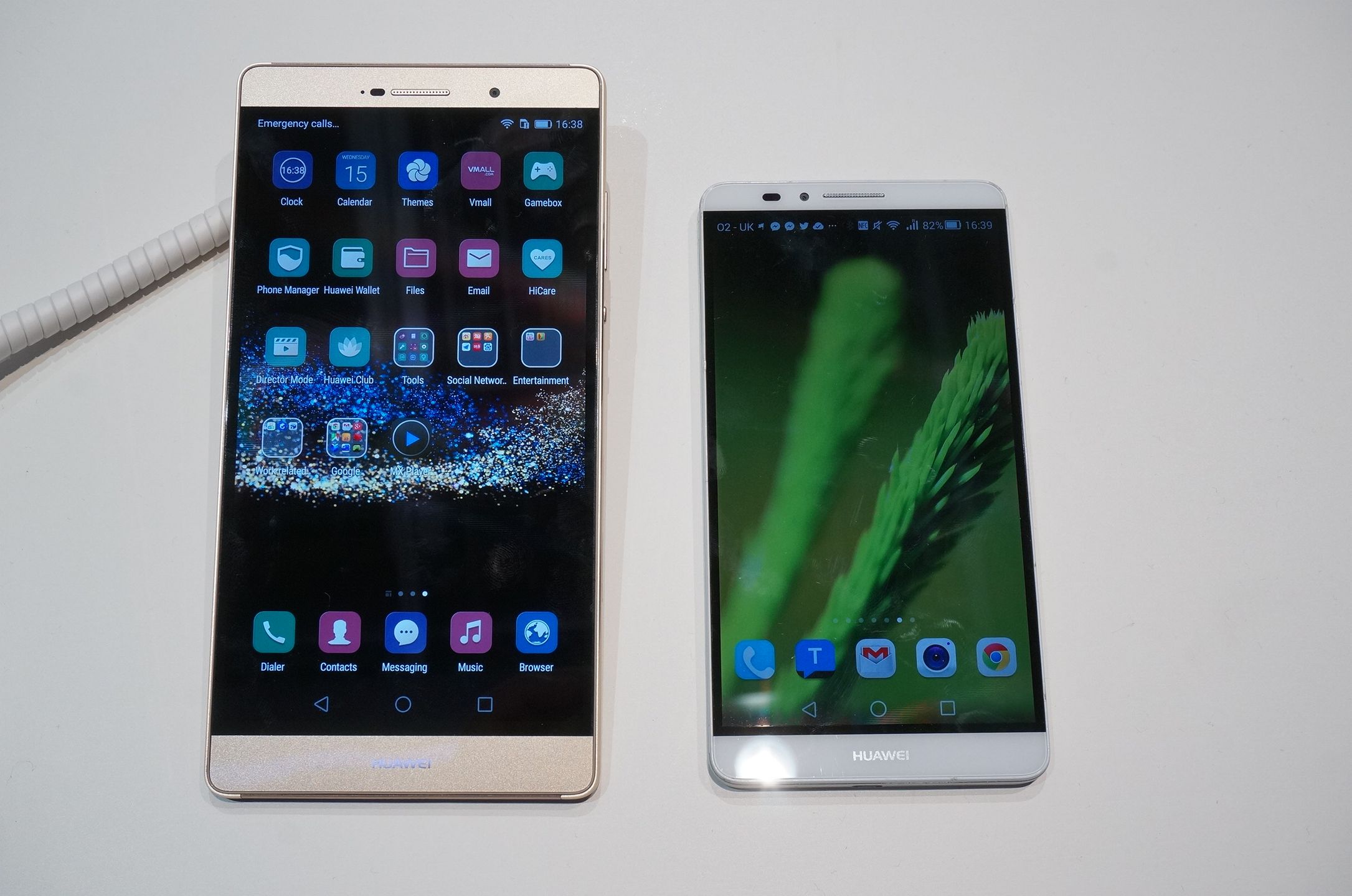 Huawei P8 oraz 6,8-calowy P8max oficjalnie 43