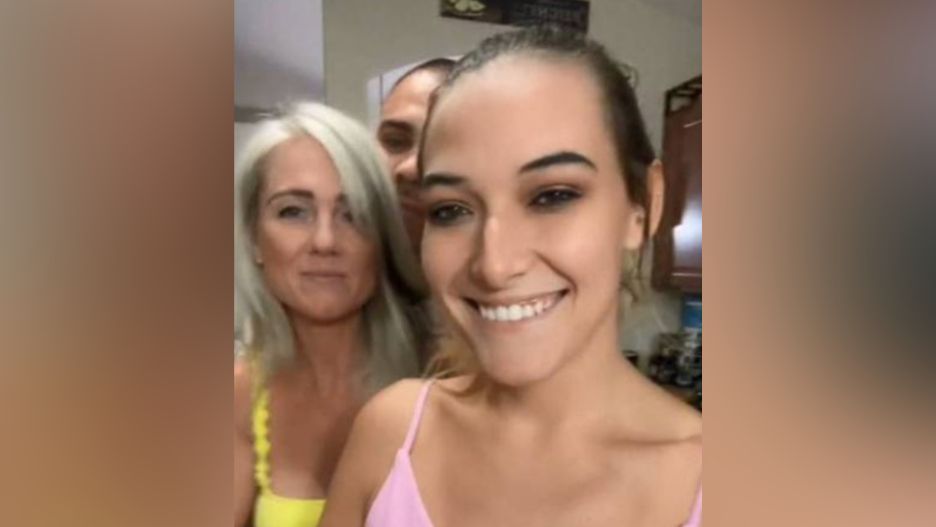 Dwie córki, matka i jeden mężczyzna. Co ich łączy?