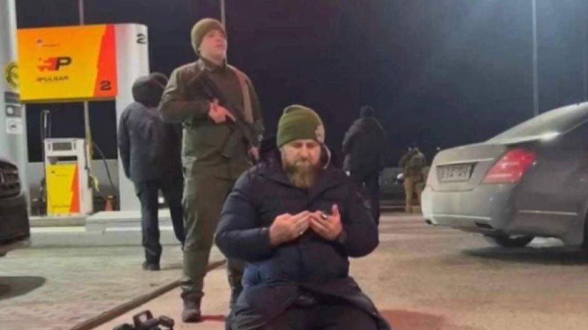 Kadyrow opublikował zdjęcie "z Ukrainy". Jeden szczegół  zdradził, że to fake news.