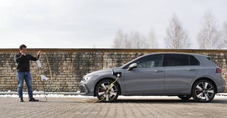 VW Golf GTE - na co komu wtyczka?