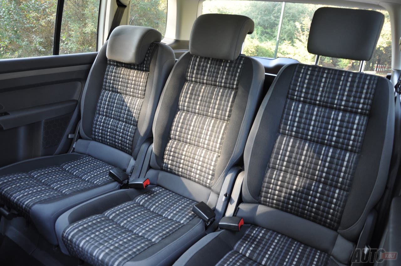 VW Cross Touran