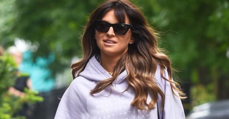 Anna Lewandowska w kostiumie idealnym na lato 2020. Znalazłyśmy podobne modele w sieciówkach