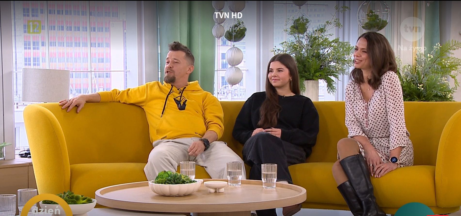 Bartosz Obuchowicz z rodziną