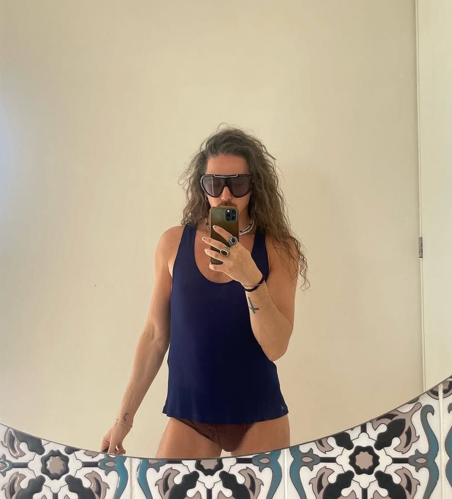 Michał Szpak odsłania klatę na kolejnych wakacjach