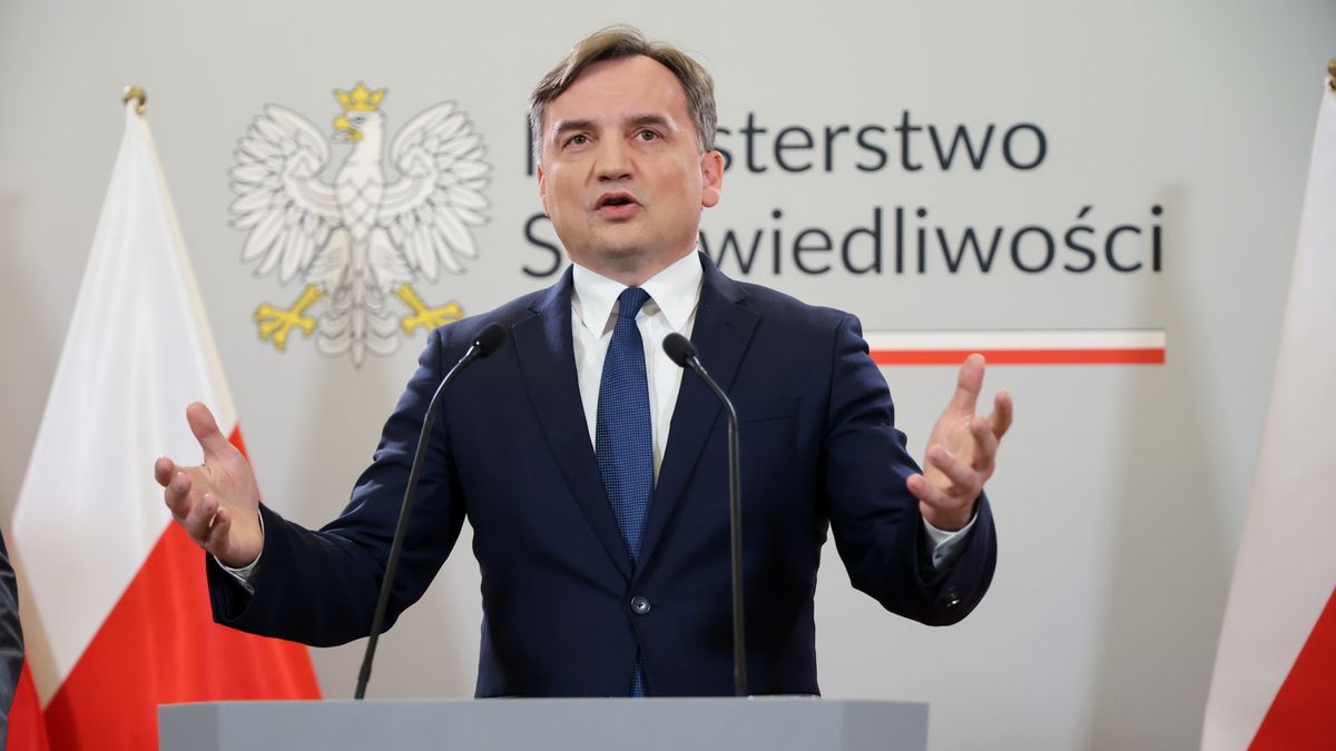 "Gotówka to wolność". Zbigniew Ziobro składa deklarację