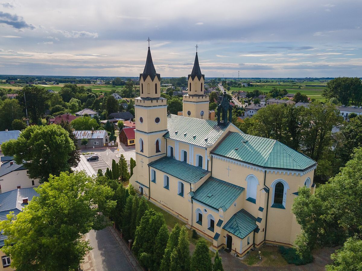 Parafia Wszystkich Świętych i Świętego Stanisława w Wiskitkach dostała 400 tys. zł od spółki CPK na renowację ołtarzy