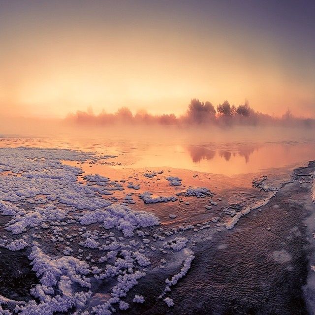 Białoruski fotograf codziennie budzi się w blasku pięknego słońca odbijającego się od śniegu