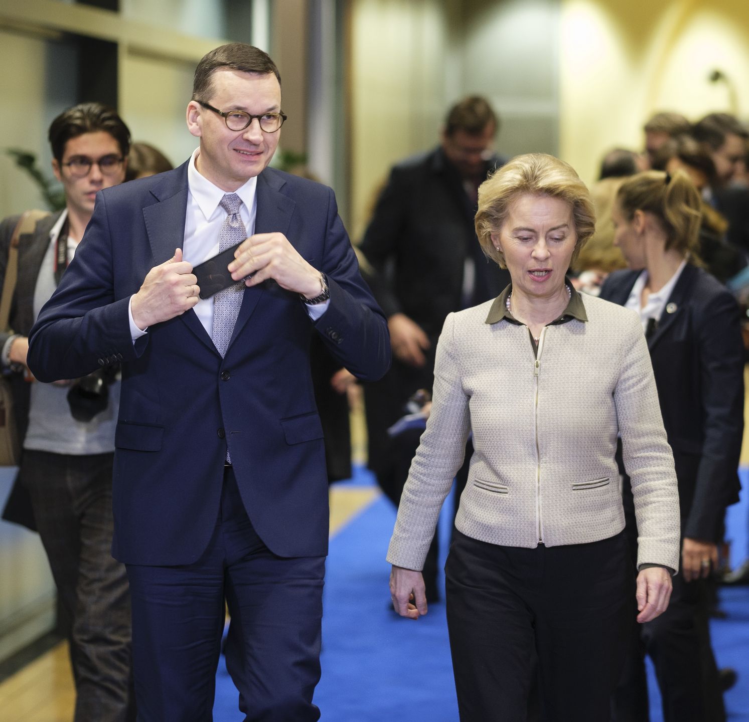 BRUSSELS, BELGIUM - FEBRUARY 6: Polish Prime Minister Mateusz Morawiecki (L) is welcome by the President of the European Commission Ursula von der Leyen (R) prior to a bilateral meeting in the European Commission on February 6, 2020 in Brussels, Belgium. (Photo by Thierry Monasse/Getty Images)