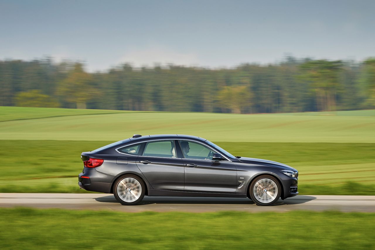 BMW 3 GT jest liftbackiem z wyżej poprowadzonym dachem